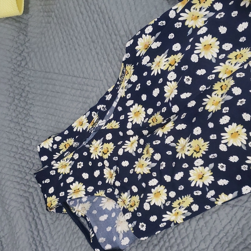 Dress - Picture 14 of 16